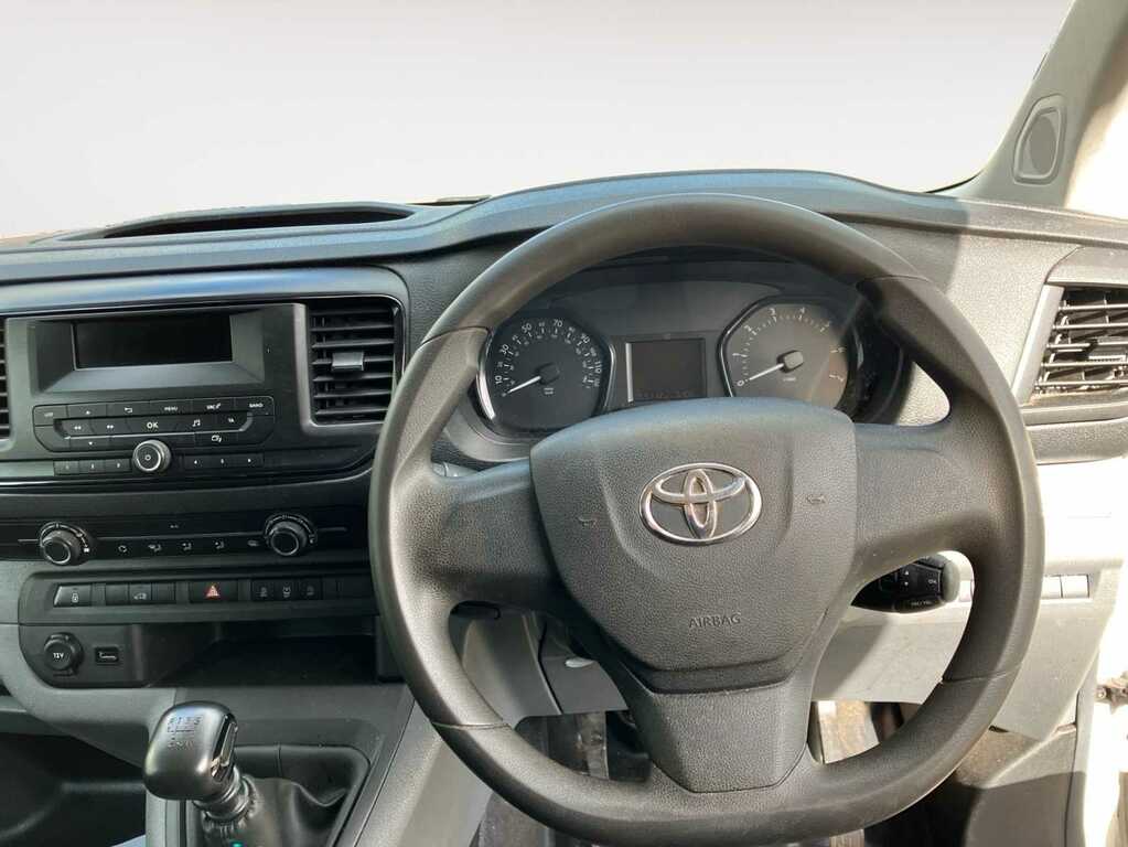 Toyota PROACE 2.0D Icon Medium Panel Van 6Dr Mwb E White #4