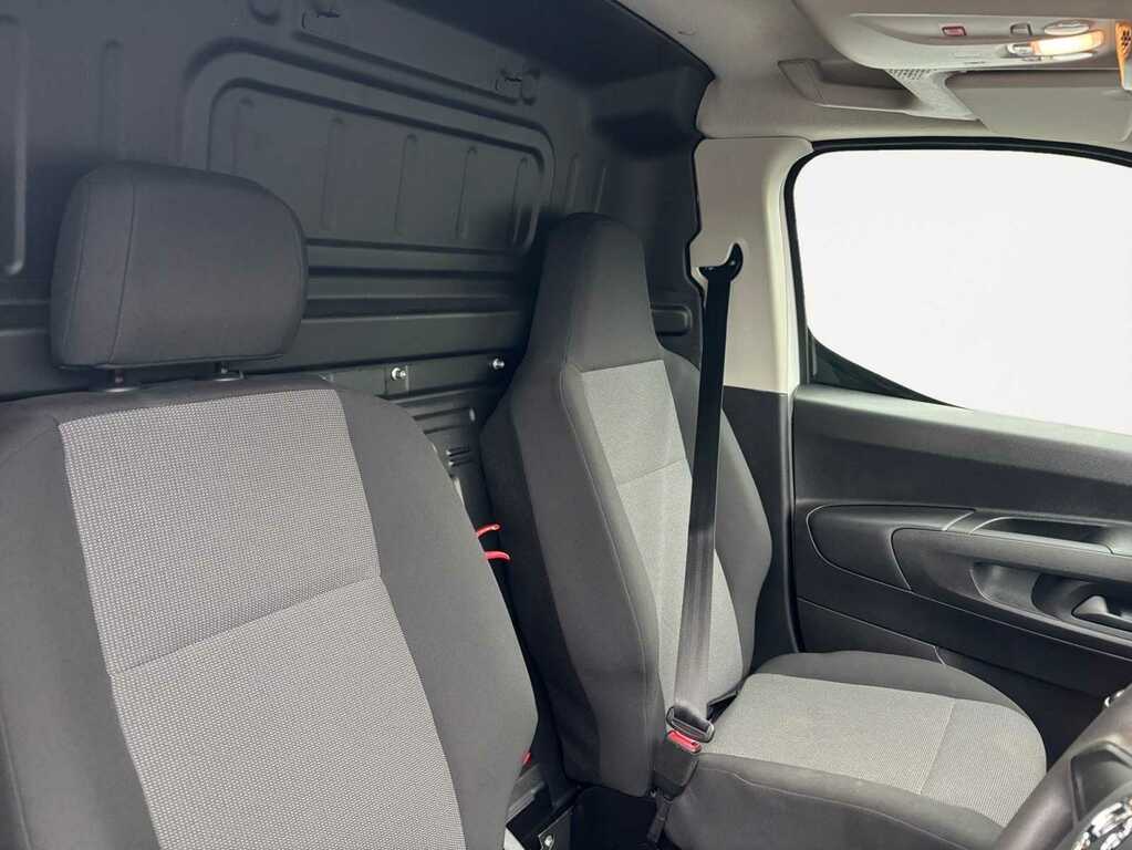 Vauxhall Combo 1.6 Turbo D 2300 Edition Panel Van Manu SY69WCX White #3