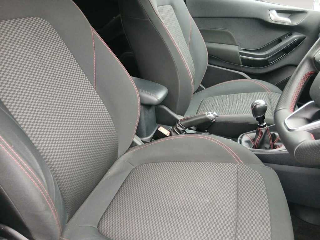 Ford Fiesta 1.0T Ecoboost St-line Edition Hatchback PL21UPP White #4