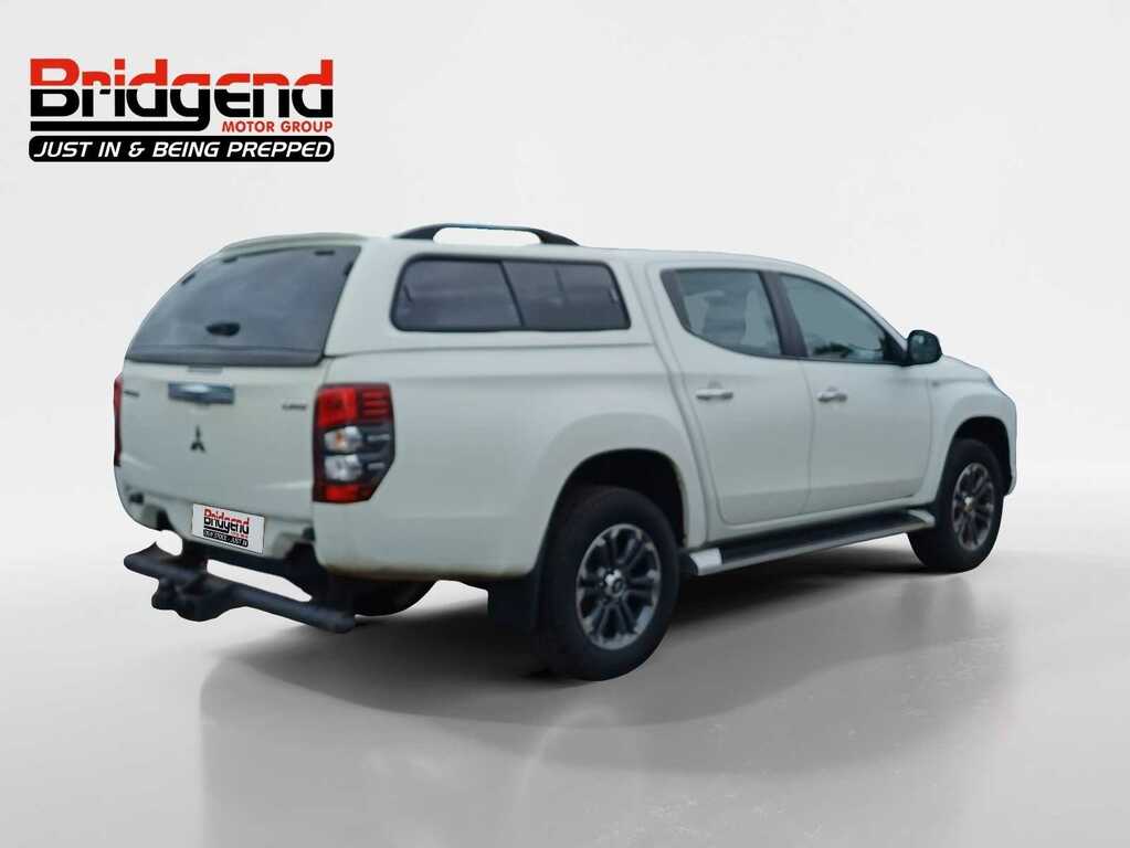 Mitsubishi L200 2.2 Di-d Dc Trojan Pickup Double Cab Ma White #3