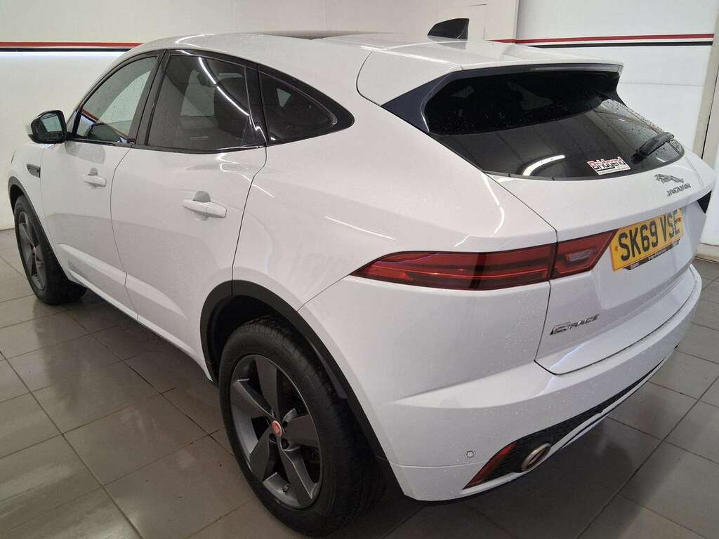 Jaguar E-Pace 2.0 D180 Chequered Flag Suv 4Wd SK69VSE White #4