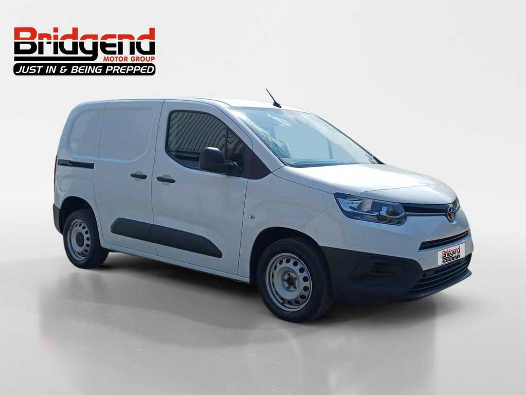 Toyota Proace City 1.5 Bluehdi Active Short Panel Van Swb Euro 6 YH22LVL White #2