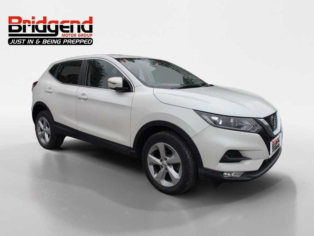 Nissan Qashqai 1.3 Dig-t Acenta Premium Suv VF19HSX White #2