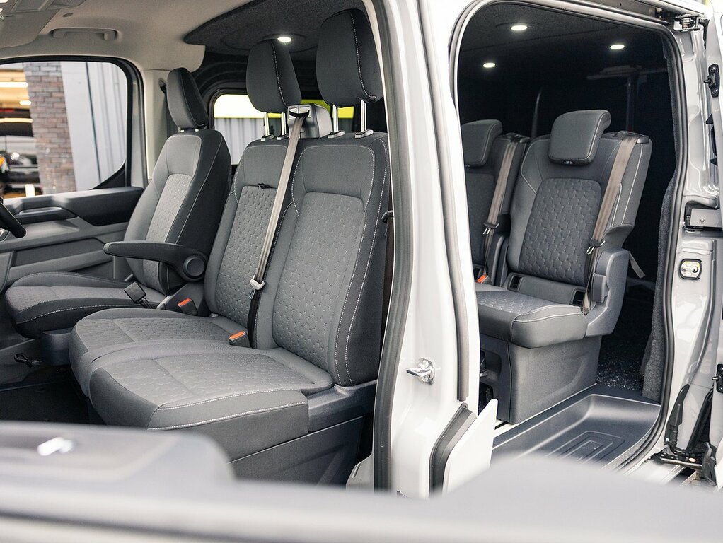 Ford Transit Custom Signature 320 2.0 Ecoblue 136 Bhp Limited L1 Swb 6 Grey