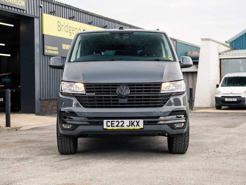 Volkswagen Transporter T6.1 T32 2.0 Tdi 150 Bhp 4Motion L1 Swb Highline 6 CE22JKX Grey #3