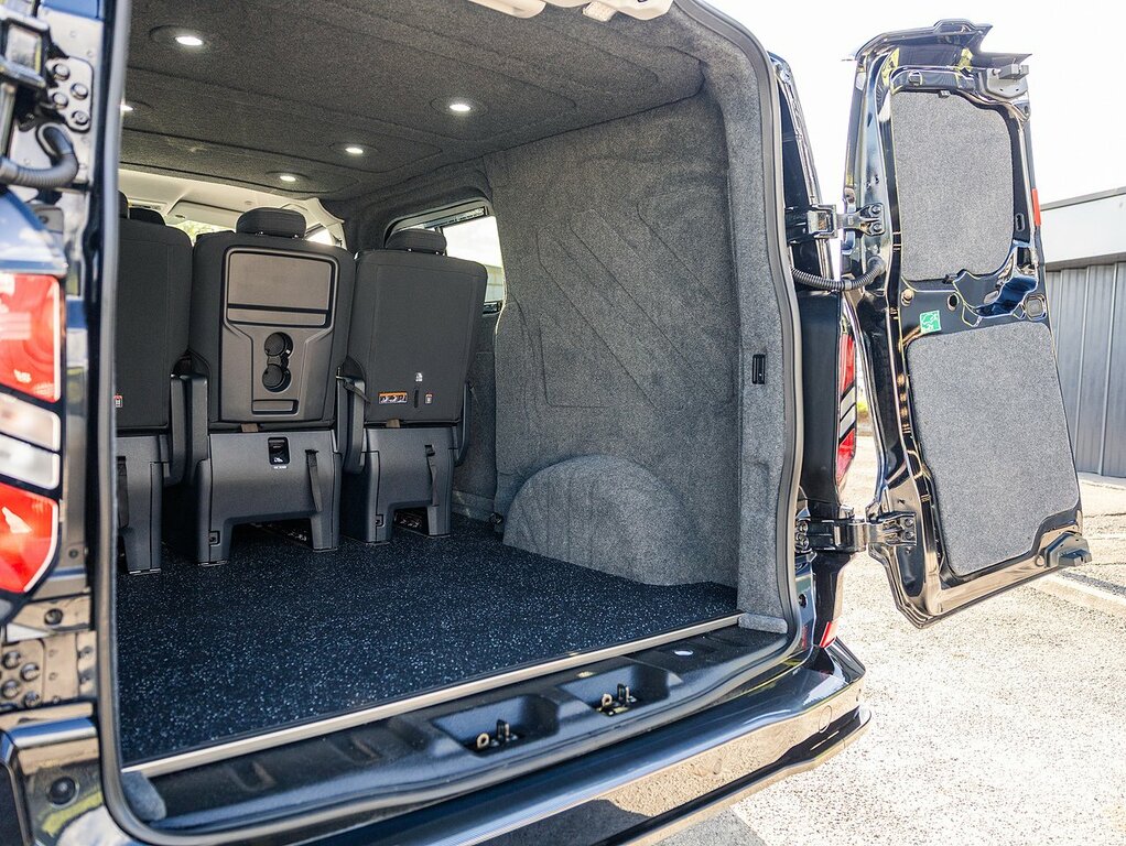 Ford Transit Custom Signature 320 2.5 Duratec Phev 232 Bhp Limited L1 EO75TWJ Black #3