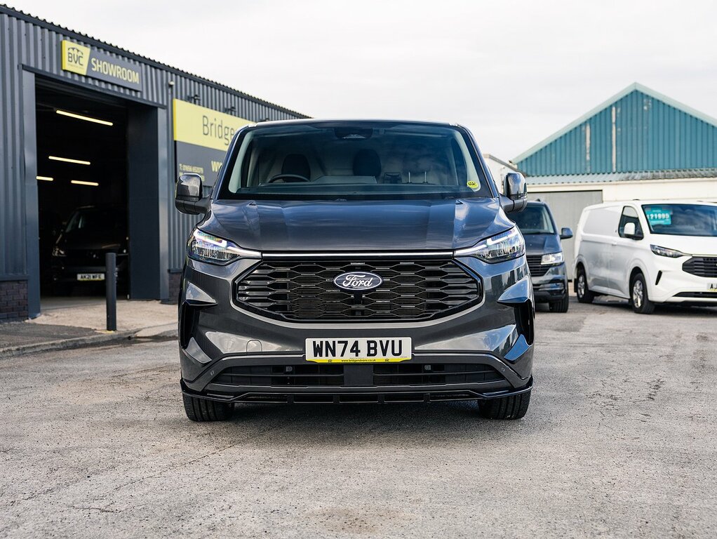 Ford Transit Custom Signature 320 2.0 Ecoblue 136 Bhp Limited L1 Swb P WN74BVU #4