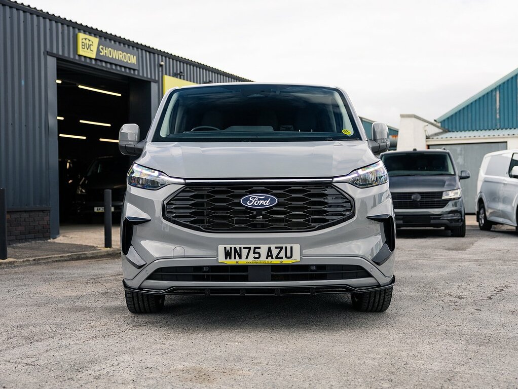 Ford Transit Custom Signature 320 2.0 Ecoblue 136 Bhp L2 Lwb Limited 6 WN75AZU Grey #4