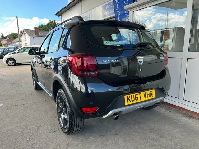 Dacia Sandero Stepway Tce Laureate Hatchback Black #3