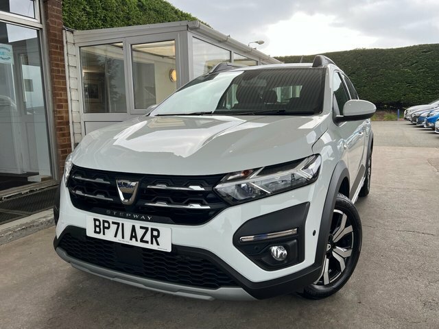 Dacia Sandero Stepway Tce Prestige Hatchback White