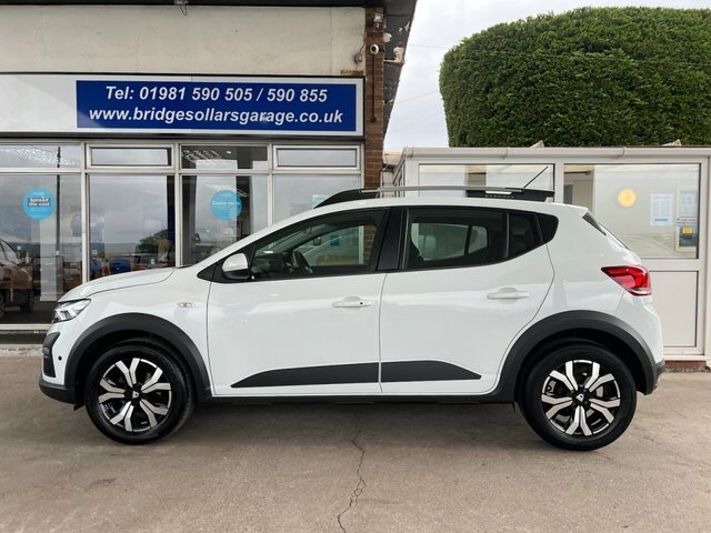 Dacia Sandero Stepway Tce Prestige Hatchback BP71AZR White #2