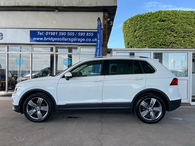 Volkswagen Tiguan Tsi Evo Match Suv WN69ZVU White #2