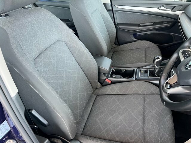 Volkswagen Golf Tsi Life Hatchback PK72NDZ Blue #4