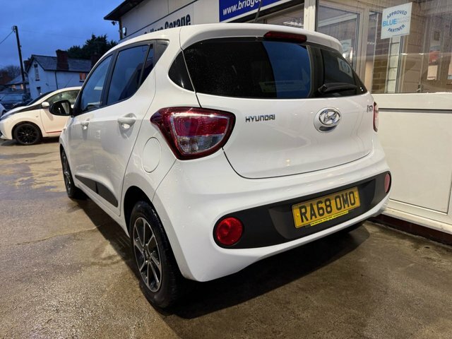 Hyundai I10 Go Se Hatchback RA68OMO White #3