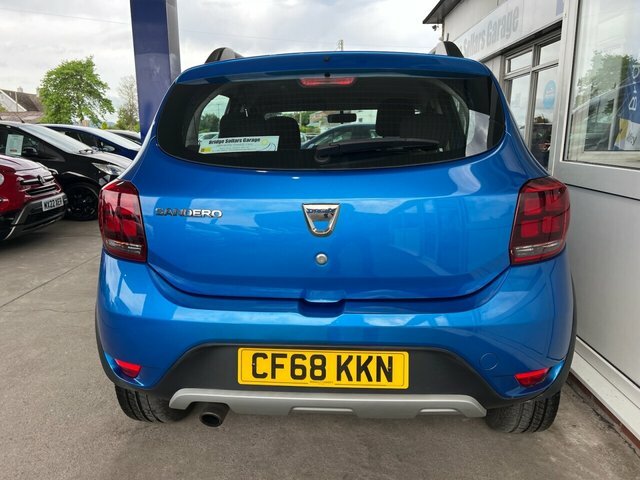 Dacia Sandero Stepway Tce Essential Hatchback CF68KKN Blue #4