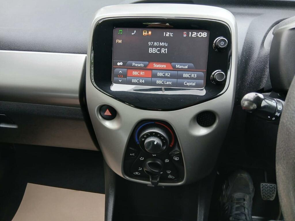 Peugeot 108 Active BT64KWA Red #3