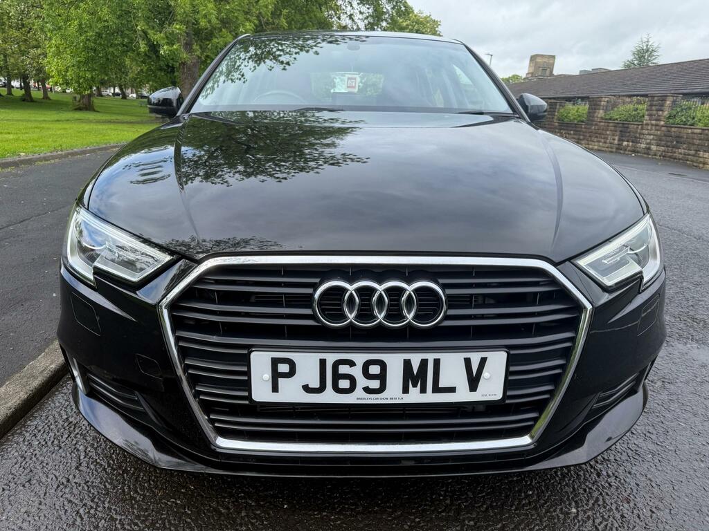 Audi A3 Sportback 35 Tfsi Sport Black #2