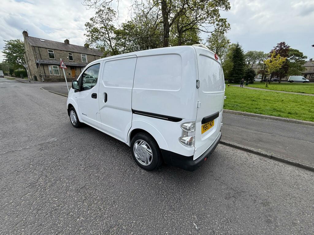 Nissan e-NV200 E Acenta Rapid Plus White #24