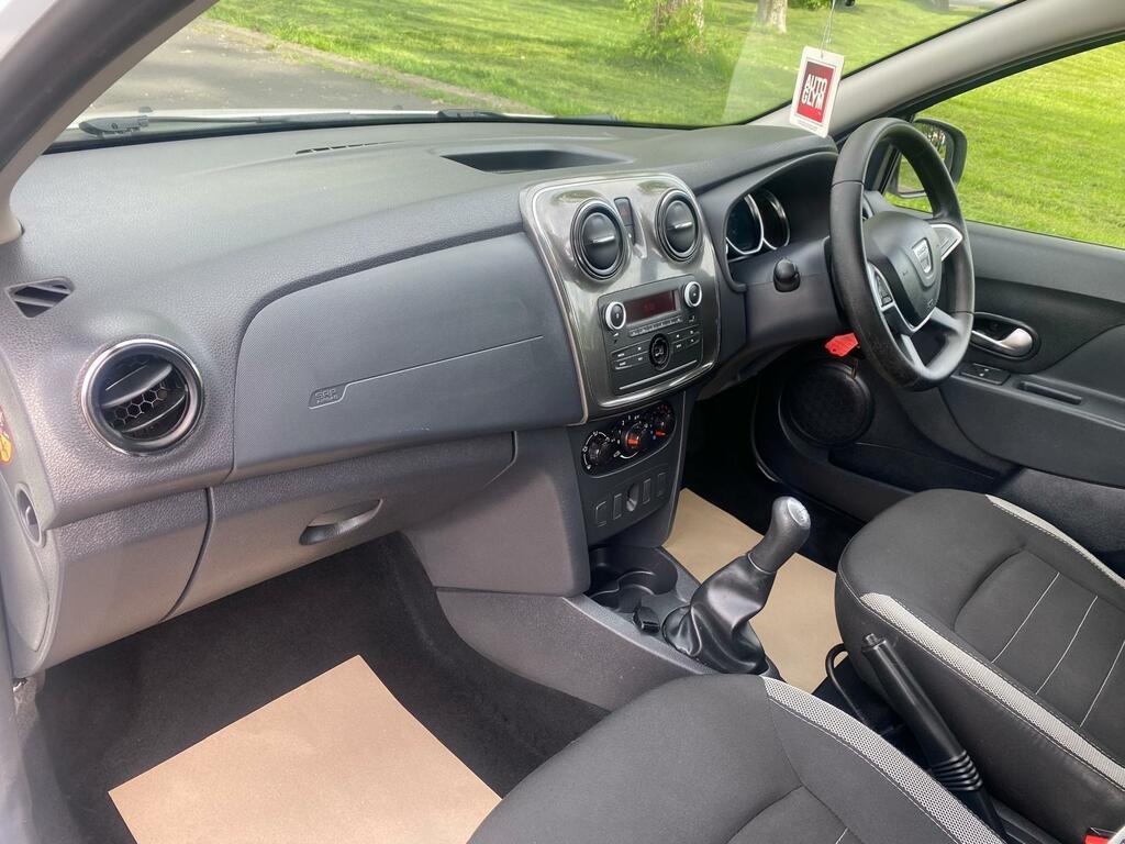 Dacia Sandero Stepway Ambiance Tce PJ17XRG White #4