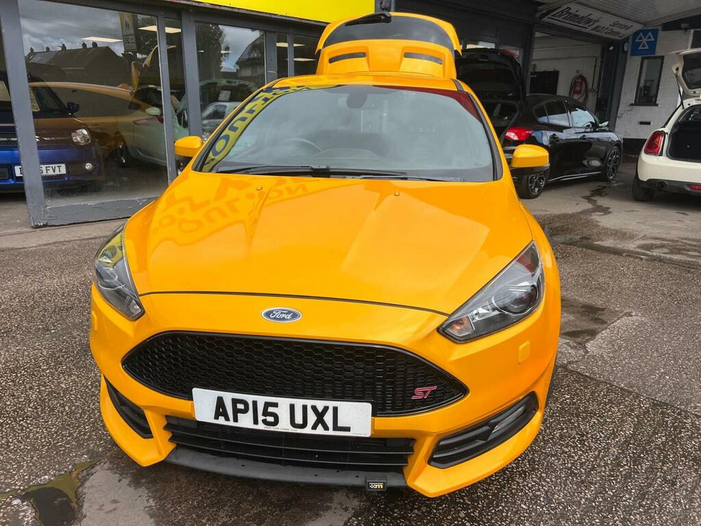 Ford Focus Hatchback 2.0T Ecoboost St-3 Euro 6 Ss 201 AP15UXL Orange #5