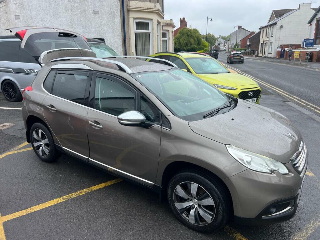 Peugeot 2008 Suv 1.6 E-hdi Allure Euro 5 Ss 201564 LJ64SFK Grey #4