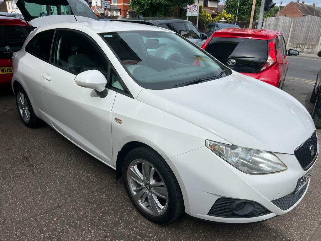 Seat Ibiza Hatchback 1.4 16V Good Stuff Sport Coupe Euro 5 MK60BSY White #2