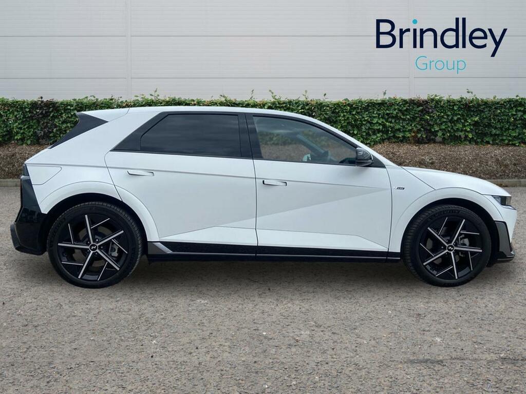 Hyundai Ioniq 5 84Kwh N Line Hatchback 228 Ps DU75WZW White #6