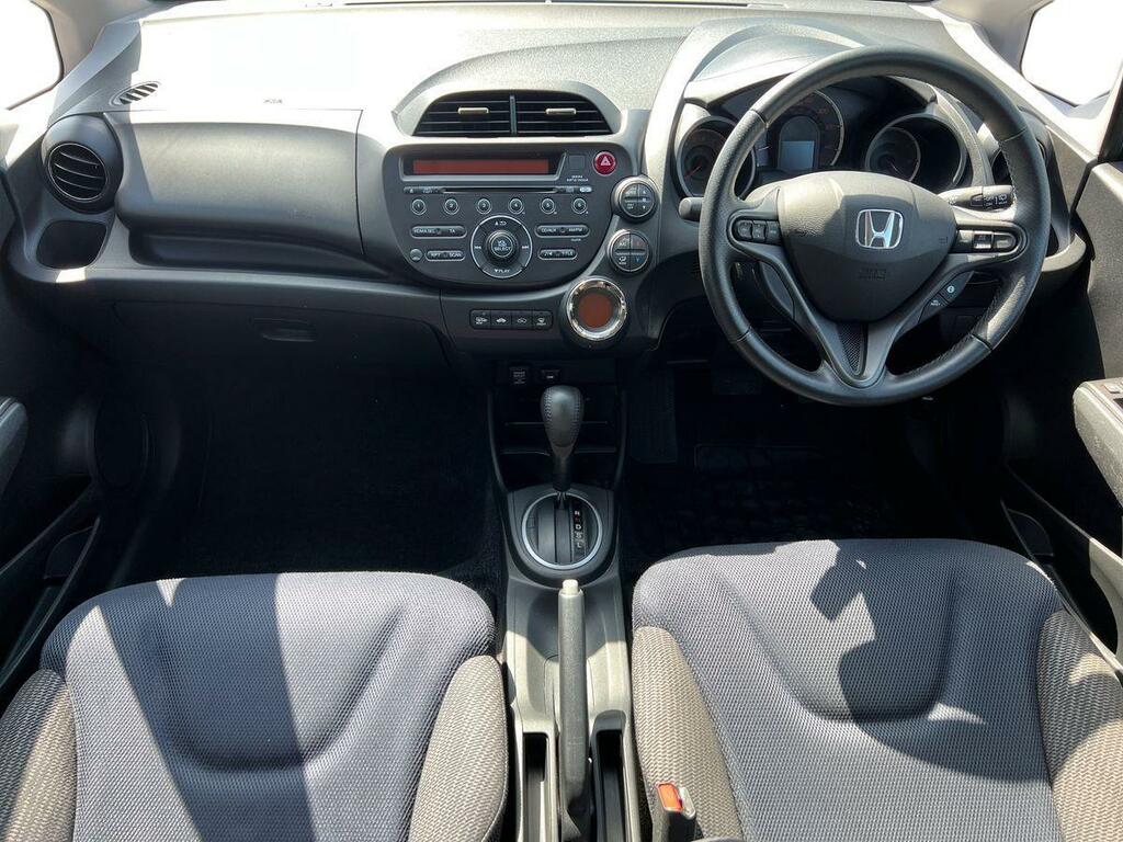 Honda Jazz 1.4 I-vtec Es Plus Hatchback Cvt Euro 5 PX15YCG Black #4