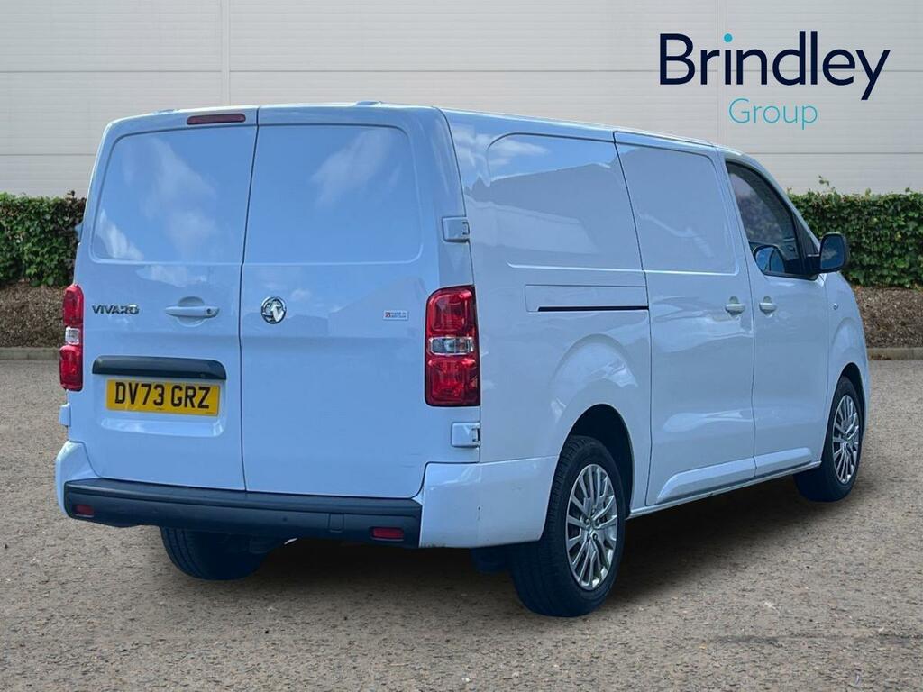Vauxhall Vivaro 1.5 Turbo D 2900 Pro Panel Van 6Dr L DV73GRZ White #4