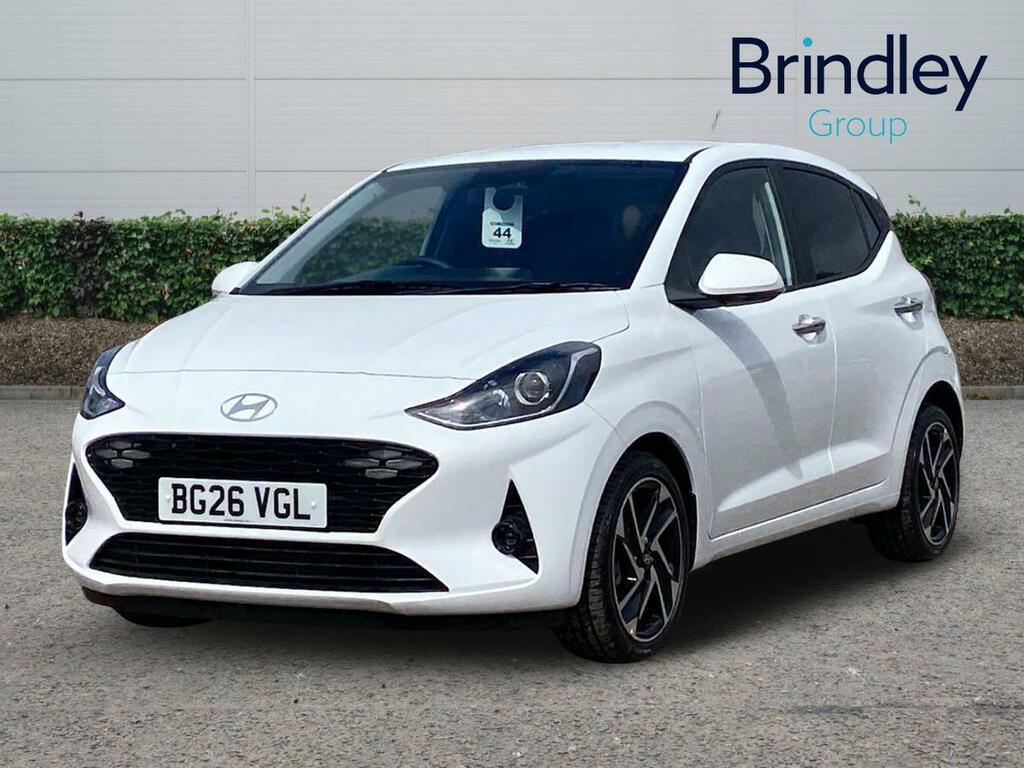 Hyundai I10 1.2 Premium Hatchback Euro 6 S BG26VGL White #2