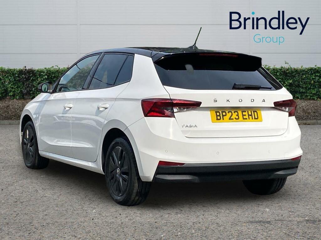 Skoda Fabia 1.0 Tsi Colour Edition Hatchback BP23EHD White #3