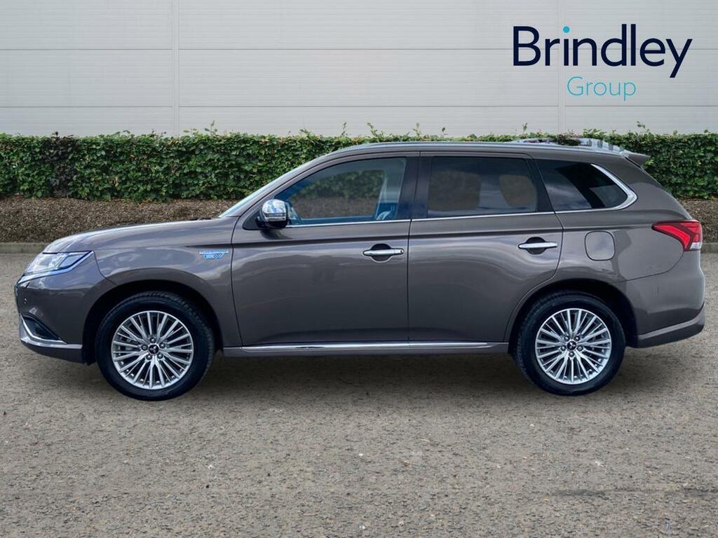 Mitsubishi Outlander 2.4H Twinmotor 13.8Kwh Dynamic Suv Plug WN20CBY Brown #5