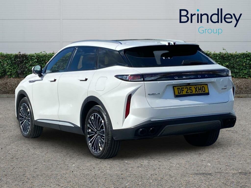 Omoda 9 1.5T Shs 34.46Kwh Noble Suv Plug-in Hyb DF25XHO White #3