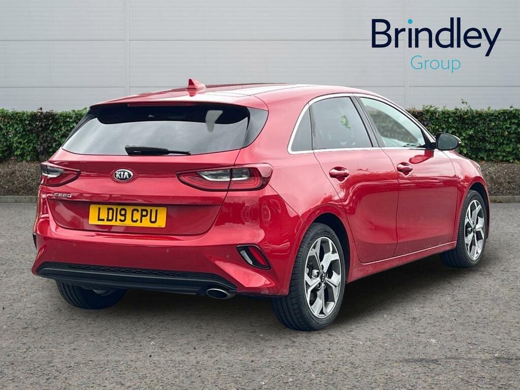 Kia Ceed 1.6 Crdi 3 Hatchback Euro 6 Ss LD19CPU Red #4