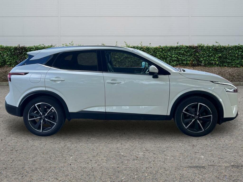 Nissan Qashqai 1.3 Dig-t Mhev Tekna Suv Hybrid BW73XUN White #5