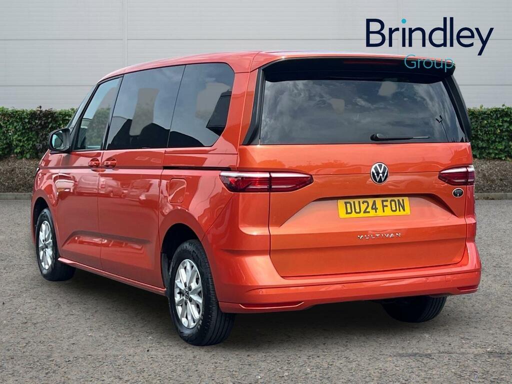 Volkswagen Multivan 1.5 Tsi Life Mpv Dsg Euro 6 Ss 136 DU24FON Orange #3