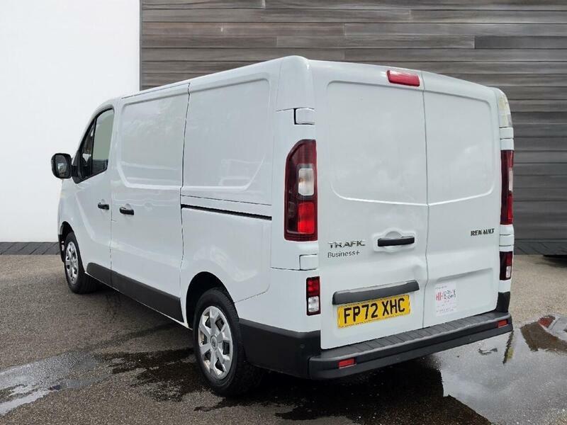 Renault Trafic 2.0 Dci Blue Sl28 Business Panel Van M FP72XHC White #6