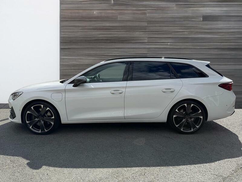 Cupra Leon 1.4 Ehybrid 12.8Kwh Vz2 Estate Plug-in WV24PZM White #4