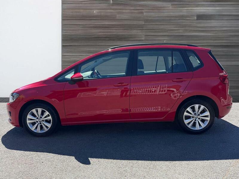 Volkswagen Golf SV 1.4 Tsi Bluemotion Tech Se Mpv Dsg Euro YP67ODF Red #4