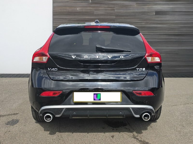 Volvo V40 2.0 T2 R-design DG69UEB Black #6