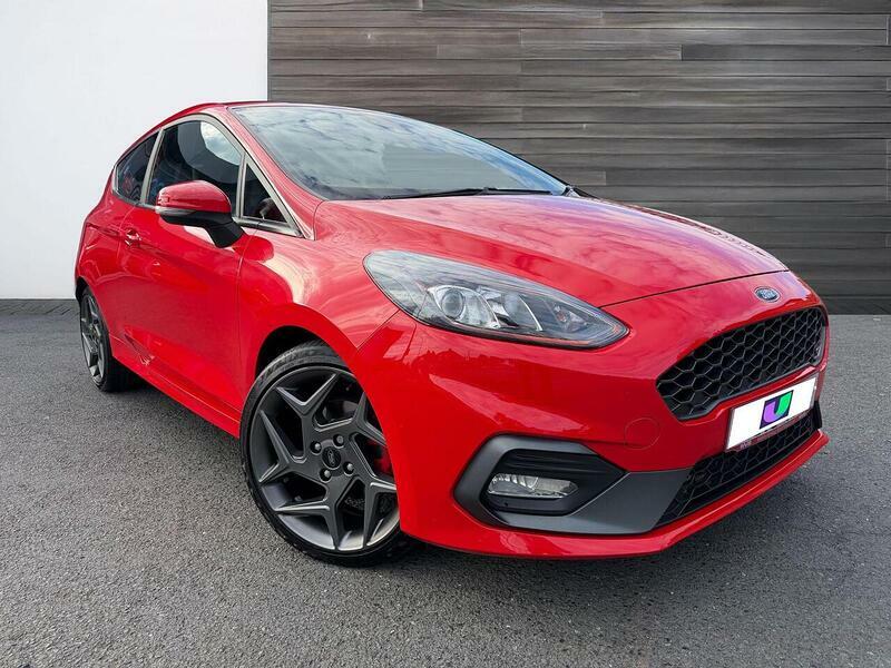 Ford Fiesta 1.5T Ecoboost St-2 Hatchback Eur Red