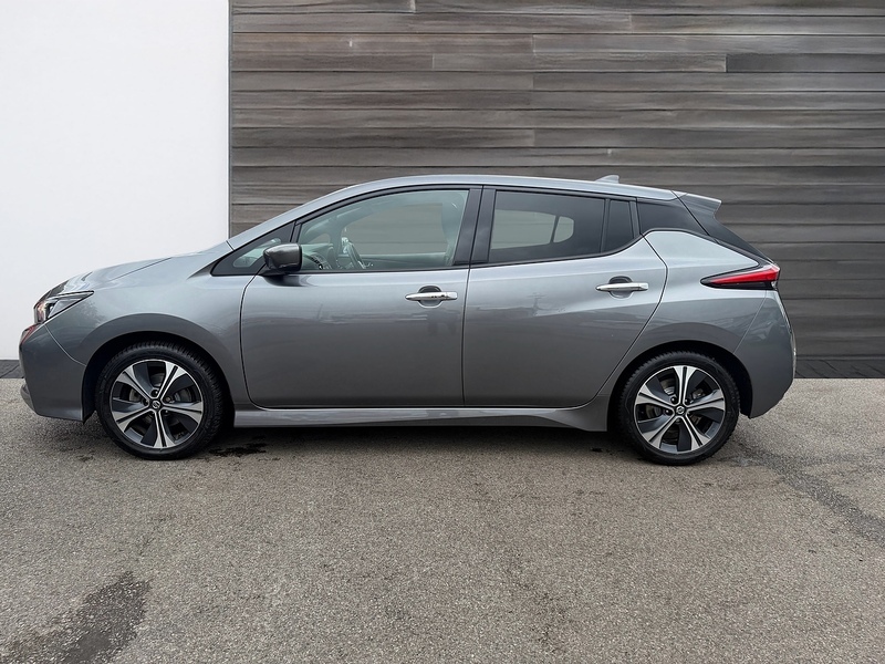 Nissan Leaf 40Kwh Tekna Hatchback 150 Ps H YT71KWG Grey #5