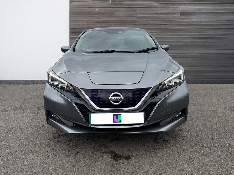 Nissan Leaf 40Kwh Tekna Hatchback 150 Ps H YT71KWG Grey #2
