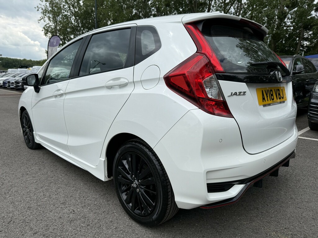 Honda Jazz 1.5 I-vtec Sport Ulez AY18VBJ White #6
