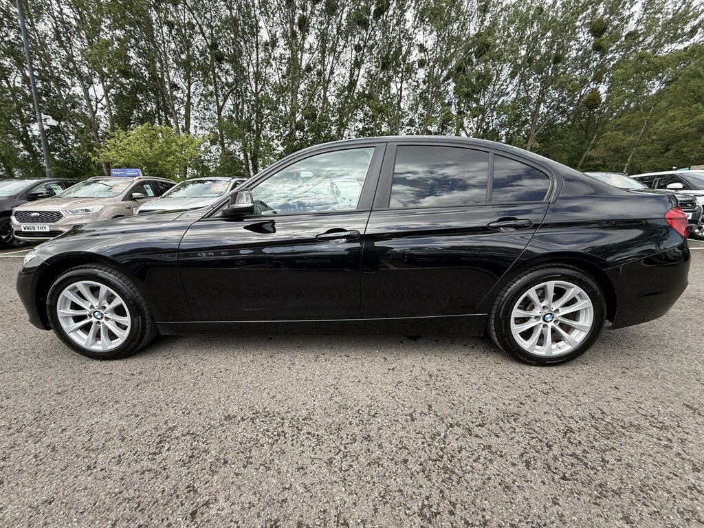 BMW 3 Series 2.0 318D Se Saloon Ulez YA68NHT Black #6