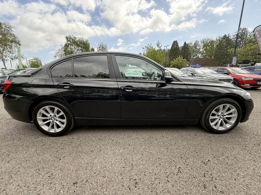 BMW 3 Series 2.0 318D Se Saloon Ulez YA68NHT Black #5
