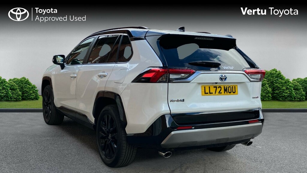 Toyota Rav 4 Dynamic White #2