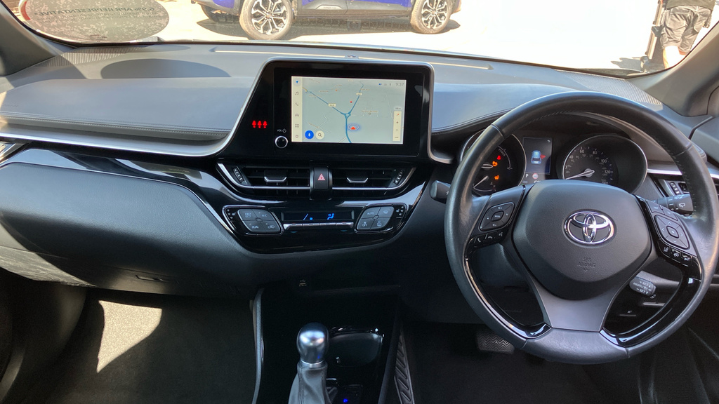 Toyota C-Hr Excel YM72UTT Black #6