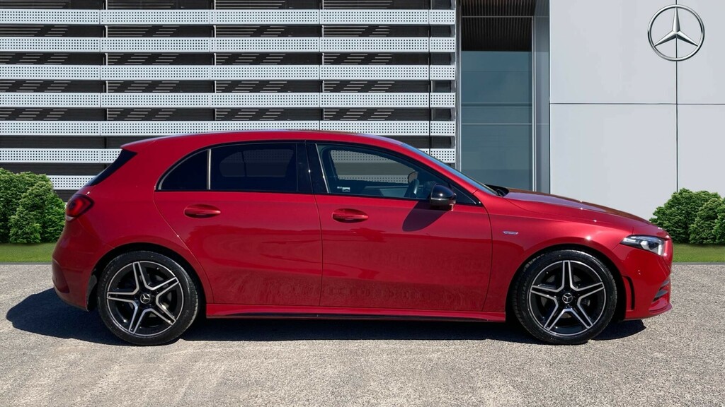 Mercedes-Benz A Class Amg Line Executive Edition RJ22UDW Red #5