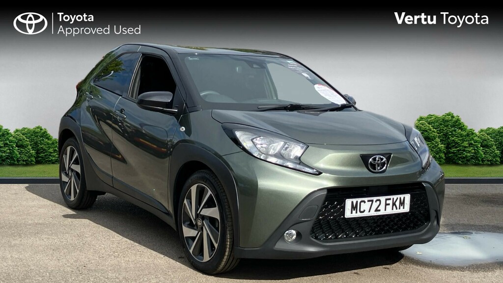 Toyota Aygo X Edge Green